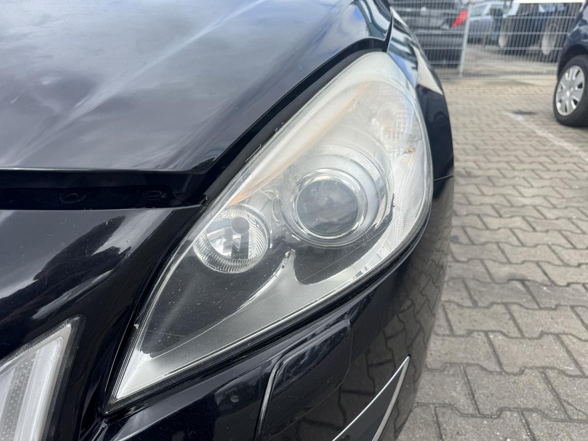 Volvo V60 original Xenonscheinwerfer vorn links vergilbt Bj.2011